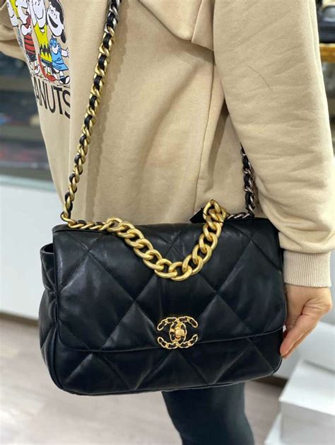 chanel 19價錢|chanel handbags.